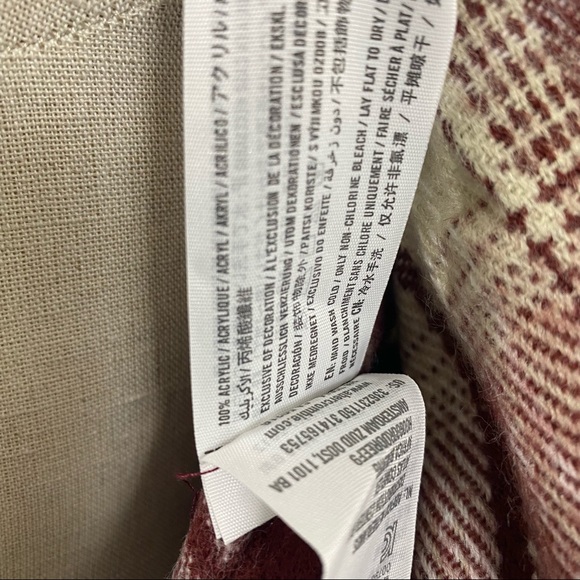 Hollister Blanket Print Open Front Shawl 304 - Picture 2 of 5